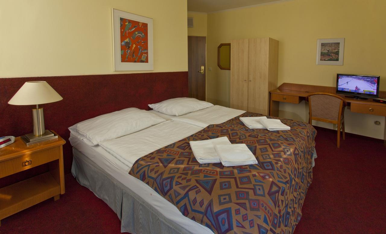 A Plus Hotel & Hostel Praga Exterior foto